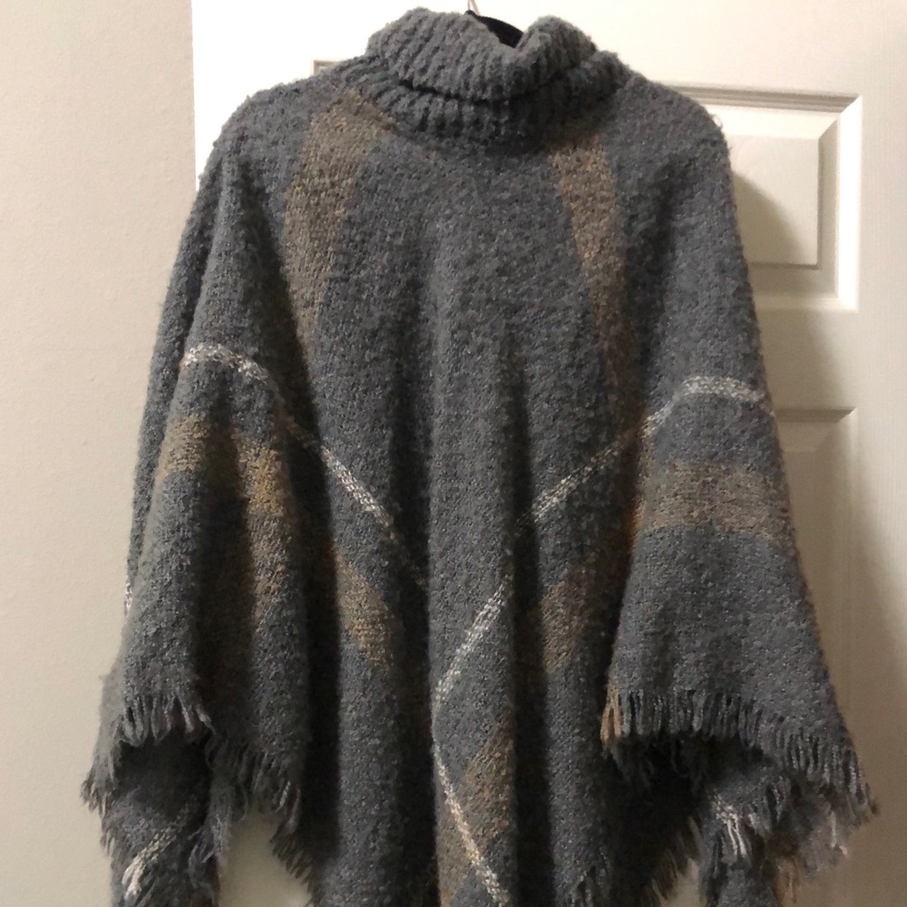 Beautiful Gray Winter Poncho - One Size Fits All